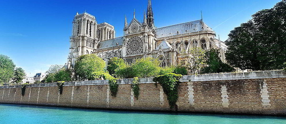 Notre-Dame de Paris, entre histoire et renouveau
