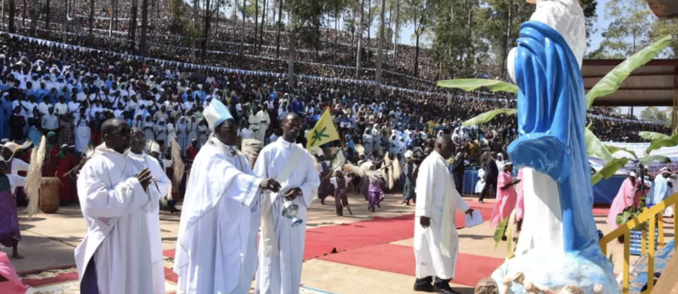 Burundi : Un 1er samedi du mois historique rassemblant 10 000 fidèles autour de Marie