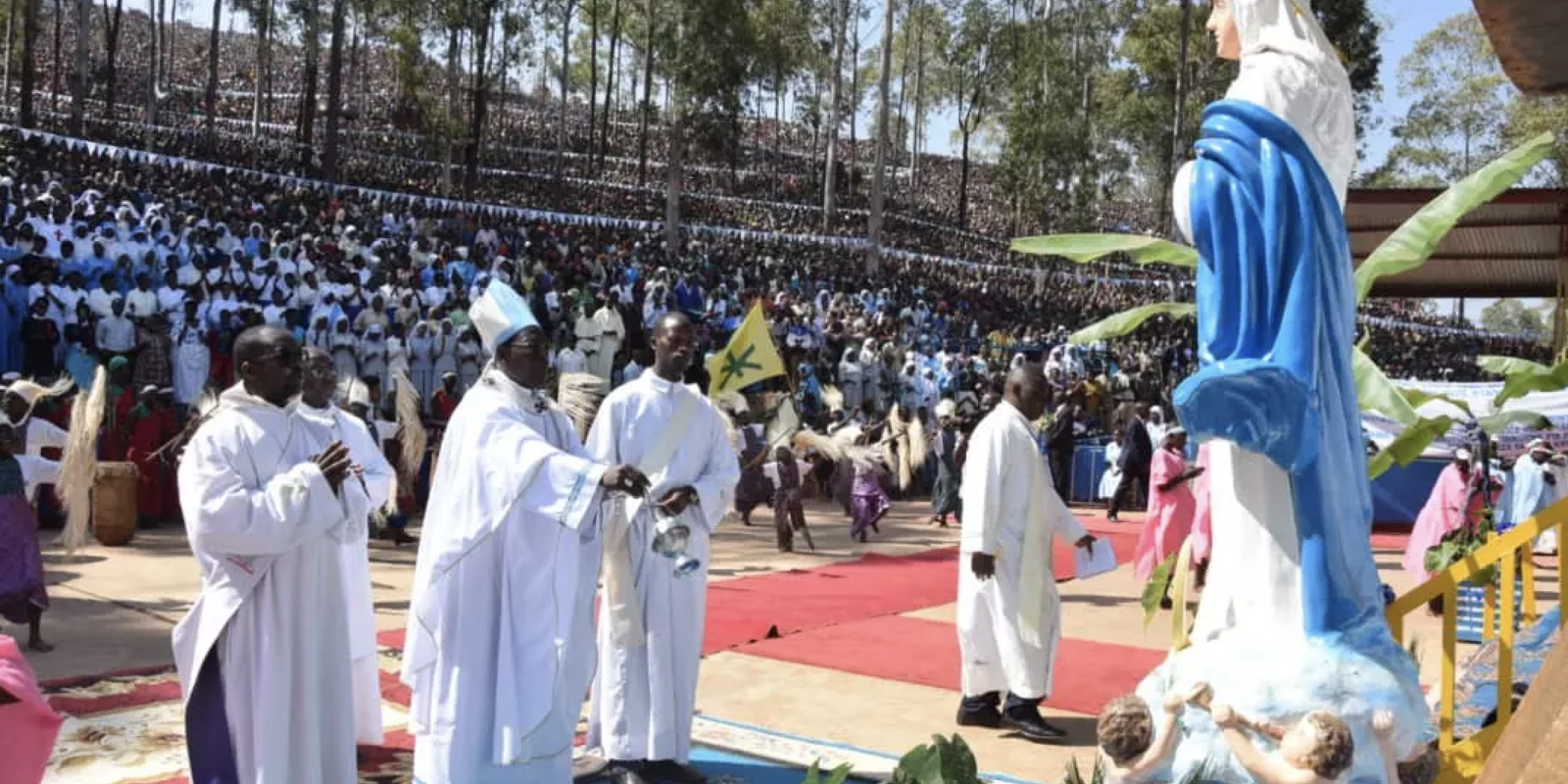 Burundi : Un 1er samedi du mois historique rassemblant 10 000 fidèles autour de Marie